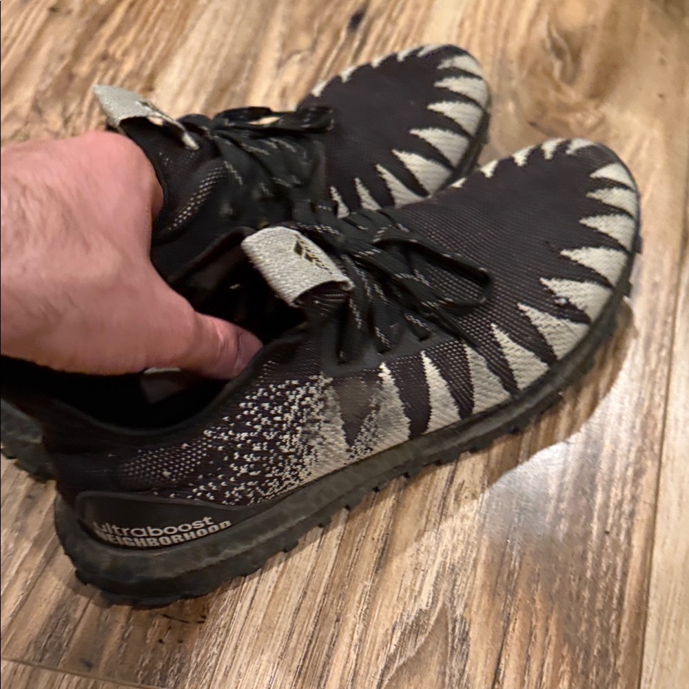 Adidas Black and White Patterned Sneakers - Picture 3 of 4